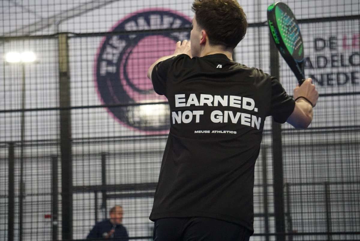 Meuse Athletics sportkleding lifestyle foto